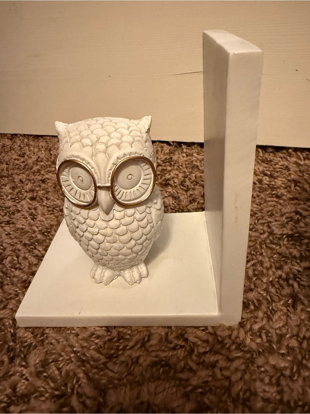 Hobby Lobby White Owl Bookends with Gold Glasses - Picture 9 of 9
